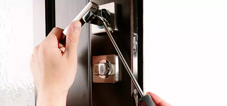Door Lock Replacement Service Willoughby