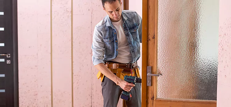 Door Glass Replacement Willoughby