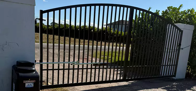 Driveway Fence Repair Willoughby