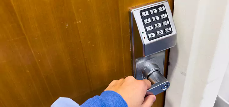 Why Choose Us for Your Keypad Lock Needs in Willoughby, OH?
