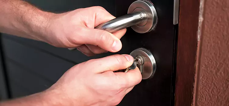 Door Closer Repair & Installation Willoughby
